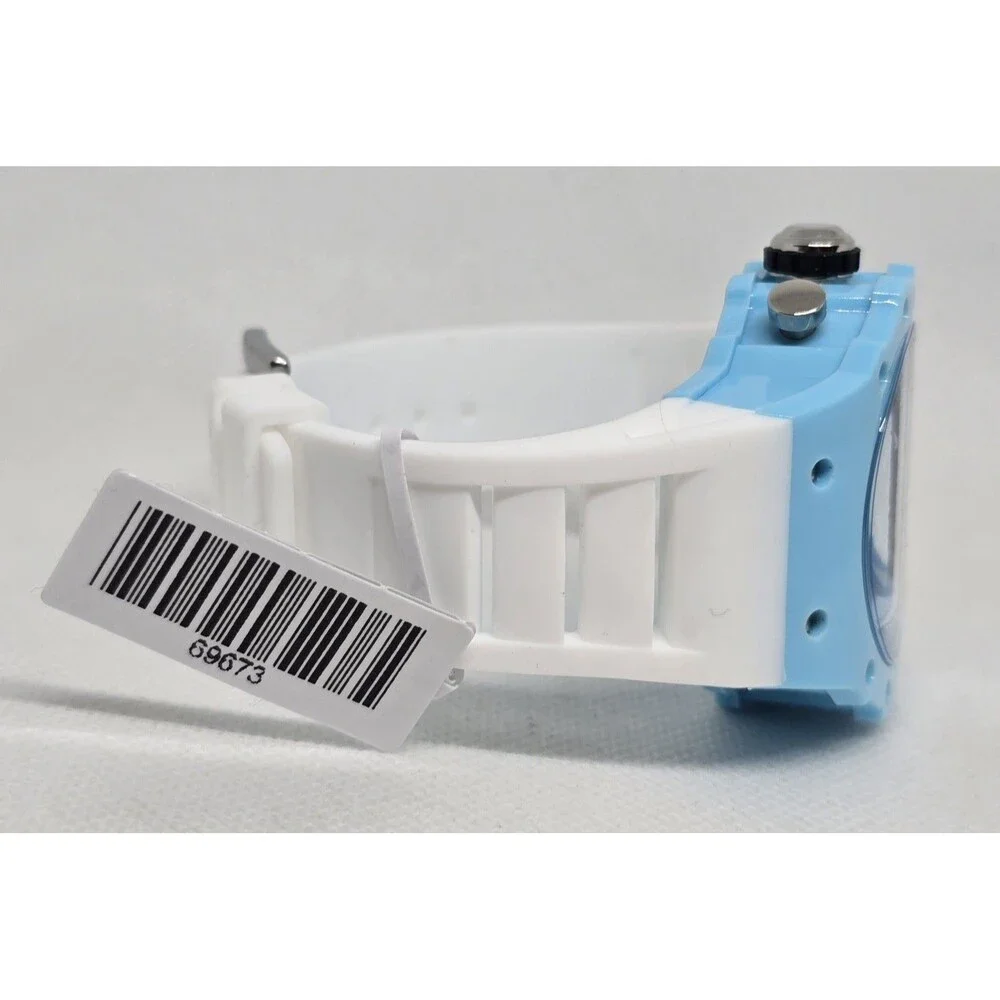 Invicta racing vaulthan